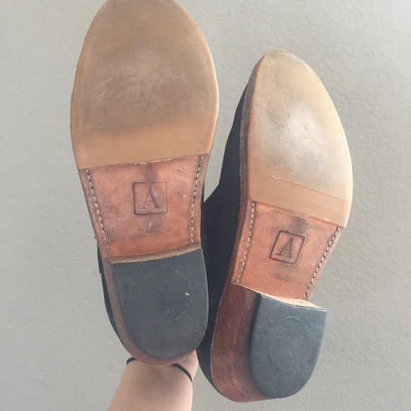 Adelante Shoe Co. Black Leather ankle Booties SZ 8 - Picture 7 of 8